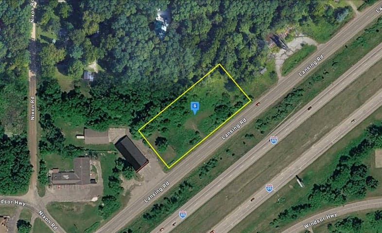 5515 Lansing Road, Charlotte, MI 48813