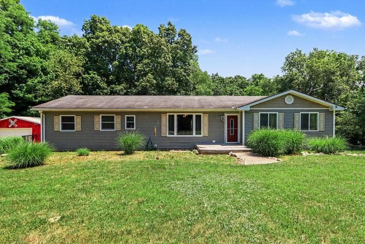 2534 N 36th Street, Galesburg, MI 49053