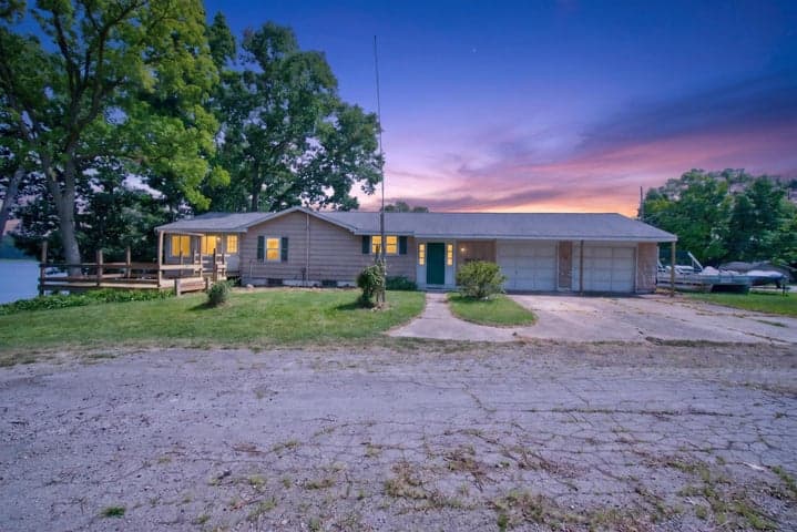 5000 Zygmunt Drive, Jackson, MI 49201