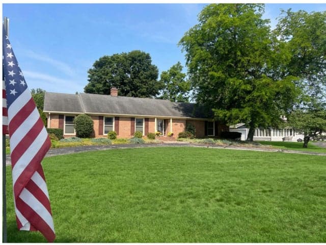 2220 Steamburg Road, Hillsdale, MI 49242