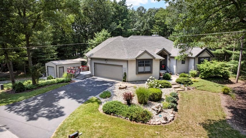 416 N Rush Street, Pentwater, MI 49449