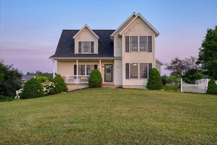 11329 Rosemary Lane, Munith, MI 49259