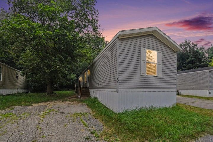 4281 Medie Street, Dorr, MI 49323