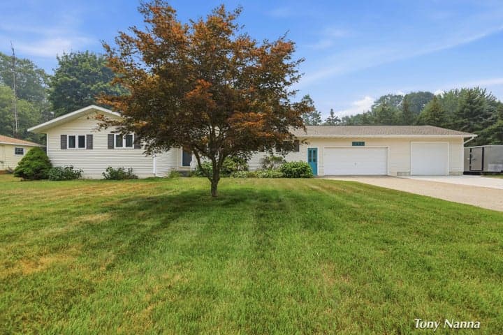 2467 Briar Avenue, Muskegon, MI 49444