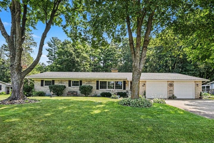 51 Birch Hill Drive, Battle Creek, MI 49015