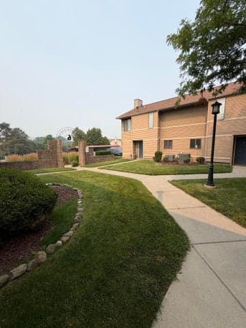 325 Briarcrest Drive, Ann Arbor, MI 48104