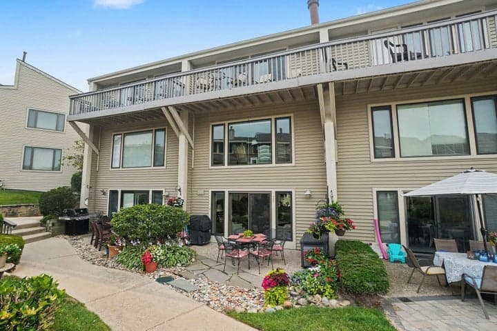 69 North Shore Drive 35, South Haven, MI 49090