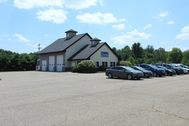895 W Shaw Street, Howard City, MI 49329
