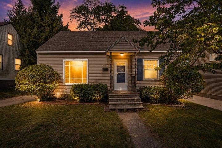 1531 Edward Avenue SE, Grand Rapids, MI 49507