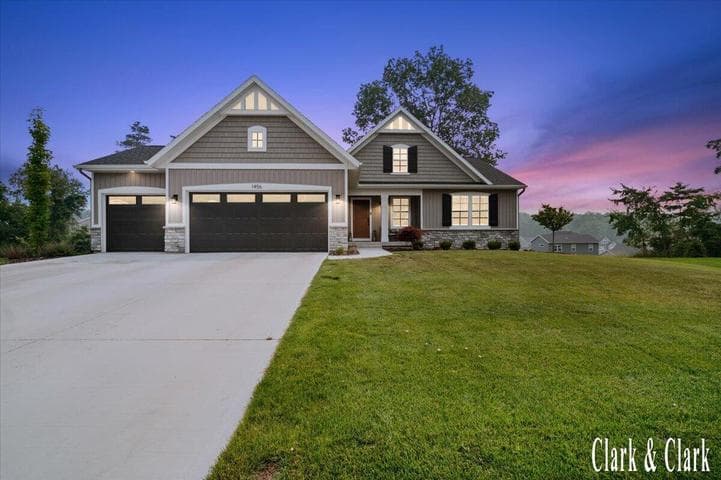 1456 Kimber Drive, Lowell, MI 49331
