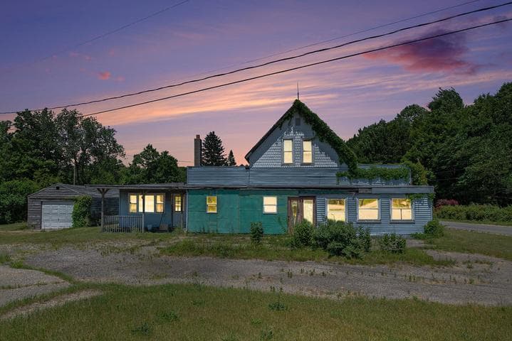 68022 Michigan 43, South Haven, MI 49090
