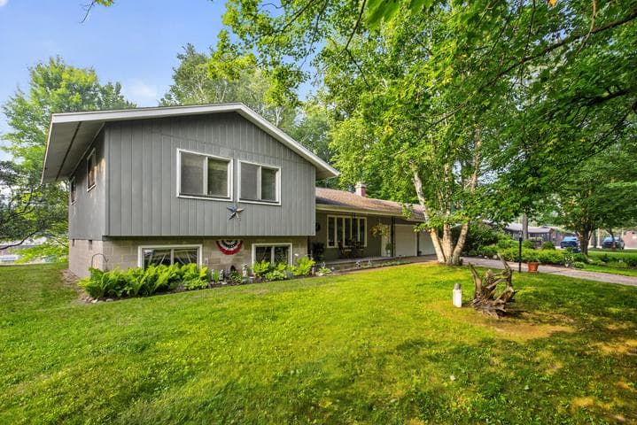 20210 Maple Drive, Reed City, MI 49677