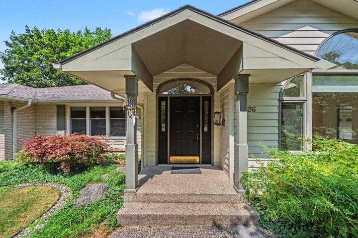 1926 Greenbriar Drive, Portage, MI 49024