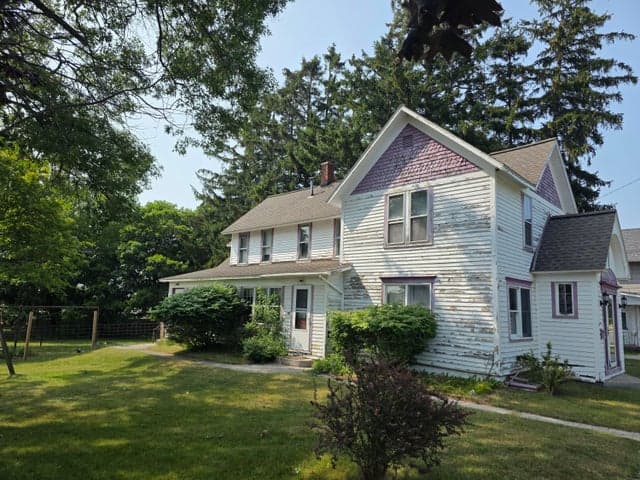 244 Washington Street, Manistee, MI 49660