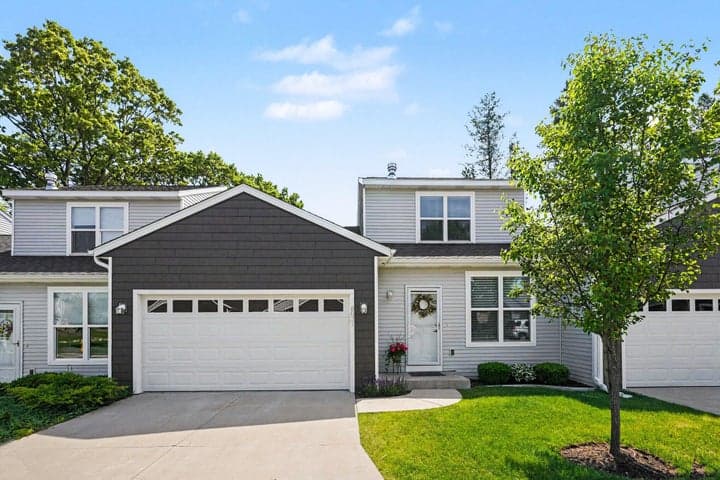 8031 Sielle Path, Portage, MI 49024