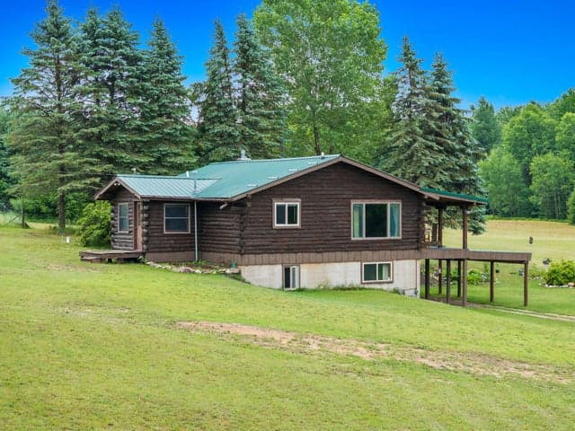 9191 W 34 Road, Harrietta, MI 49638