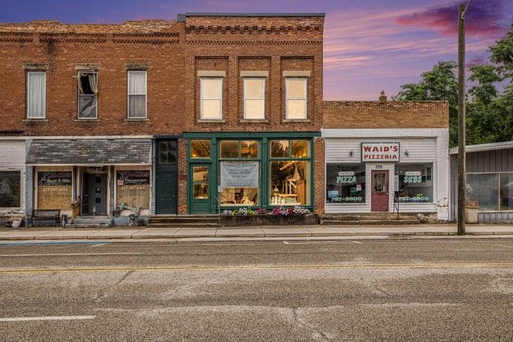 207 S Main Street, Tekonsha, MI 49092