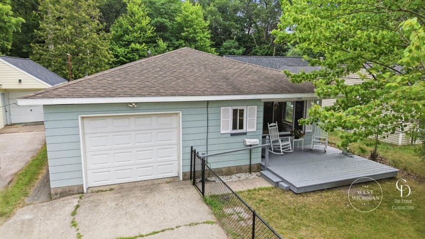 580 West Street, Muskegon, MI 49442