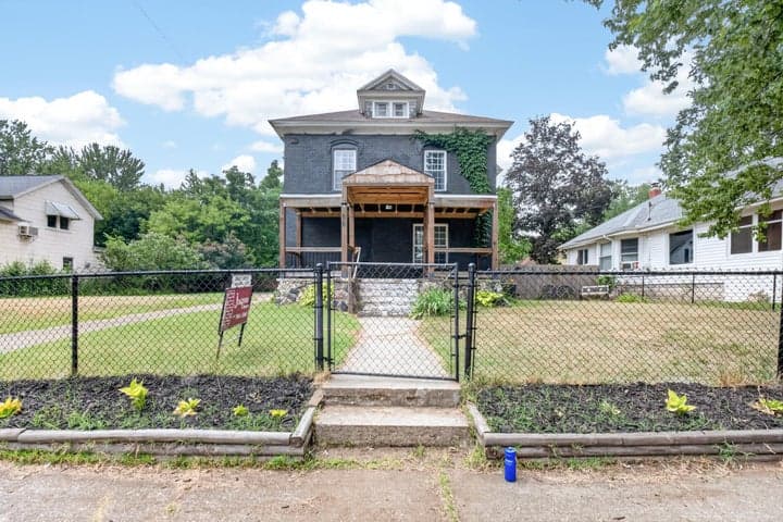 66 Magnolia Avenue, Battle Creek, MI 49017