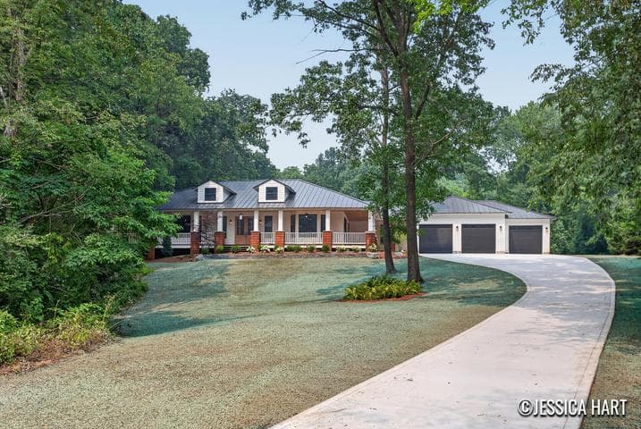 8969 Conservancy Drive NE, Ada, MI 49301