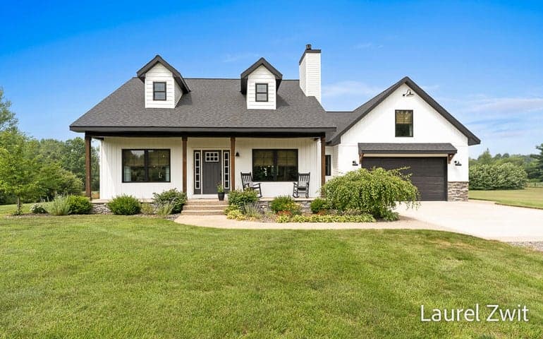 2281 N Green Creek Road, Muskegon, MI 49445