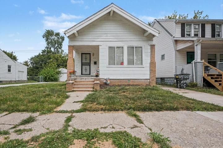 17179 Detroit Street, Detroit, MI 48224