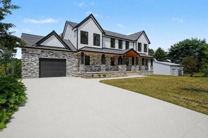 14400 Van Syckle Road, Gregory, MI 48137
