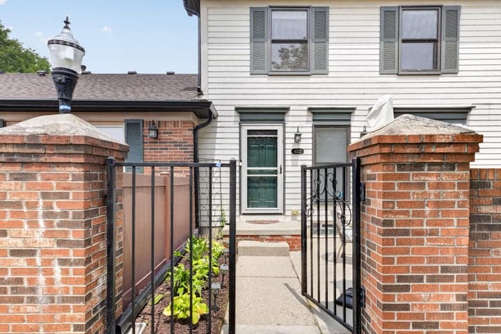 41222 Southwind Drive, Canton, MI 48188