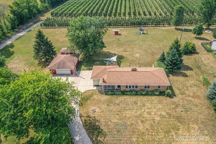 362 Broman Street NE, Sparta, MI 49345