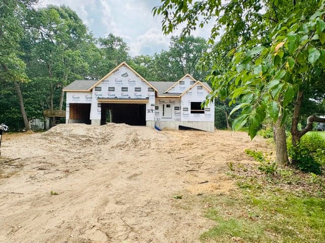 324 Hazelwood Court, Muskegon, MI 49442