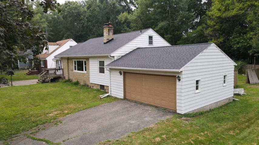 501 Marcelletti Avenue, Paw Paw, MI 49079