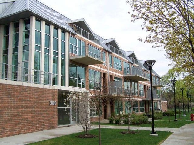 300 Hamilton Street 204, Plymouth, MI 48170