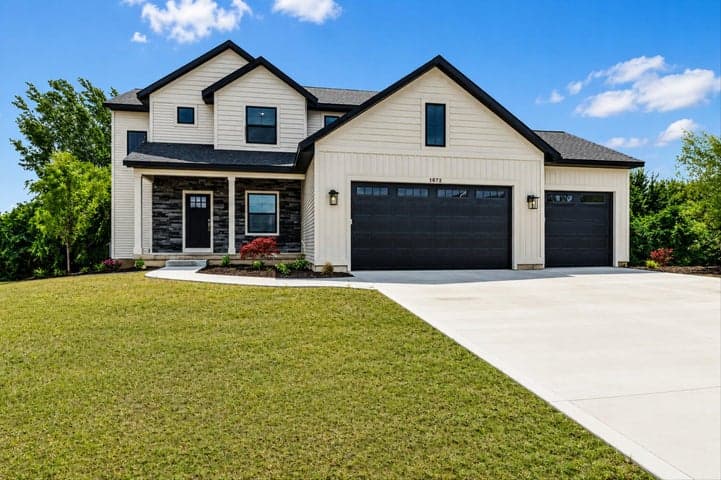 1872 Northfield Court SW, Byron Center, MI 49315
