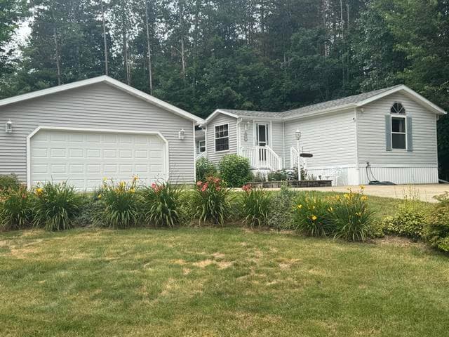 8166 Constitution Boulevard, Cadillac, MI 49601