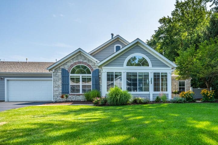 2822 Villa Lane, Benton Harbor, MI 49022