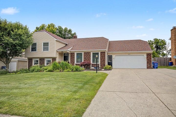 1823 S Norwalk Drive SE, Grand Rapids, MI 49508