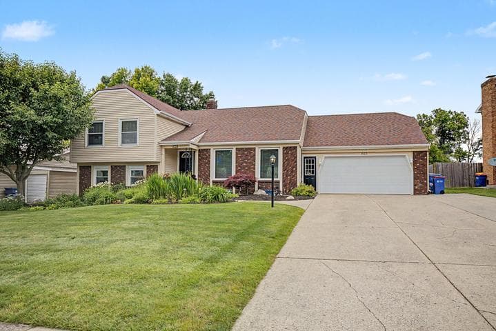 1823 S Norwalk Drive SE, Grand Rapids, MI 49508