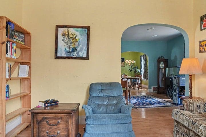 Photo 5