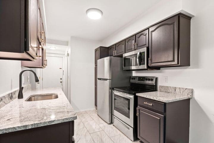 3034 Forest Creek Court, Ann Arbor, MI 48108