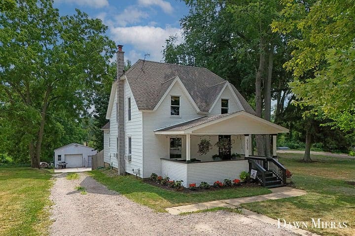 6038 Bancroft Avenue SE, Alto, MI 49302
