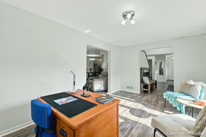 Photo 6
