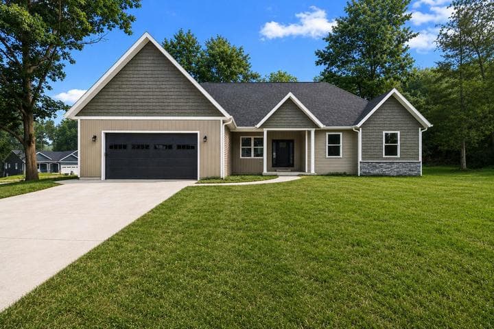64 Arapaho Trail, Coldwater, MI 49036