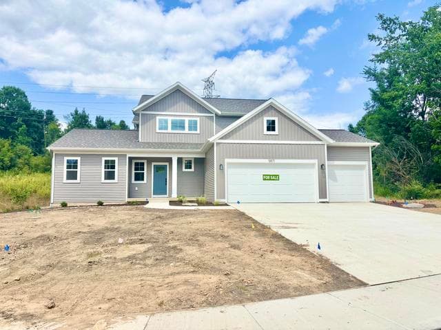 5871 Valley Point Drive SE, Caledonia, MI 49316