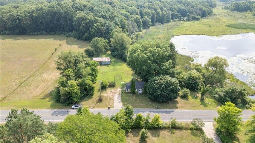 14133 North Avenue, Bellevue, MI 49021