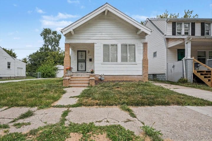 17179 Detroit Street, Detroit, MI 48224