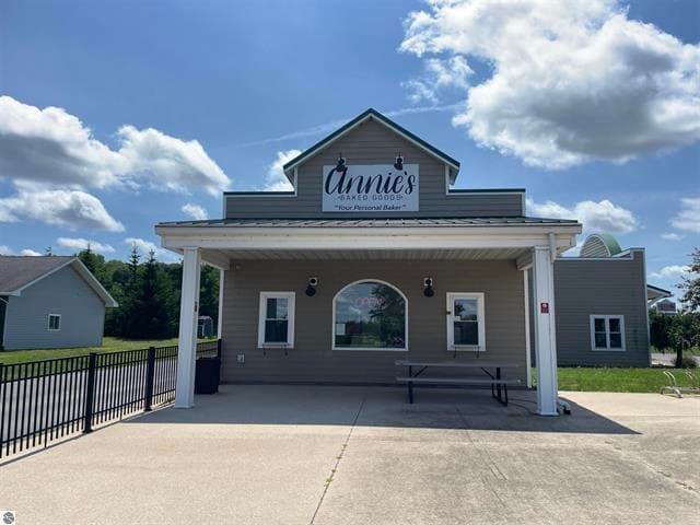 9052 E 13th Street 1190 Plett Rd, Cadillac, MI 49601
