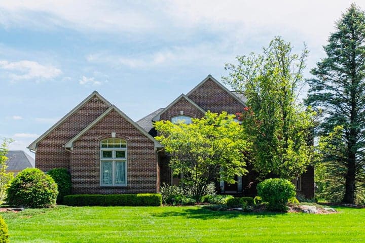3801 Fawn Drive, Rochester, MI 48306