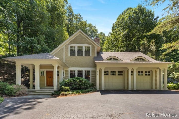 6664 Scenic Shores Drive, Holland, MI 49423