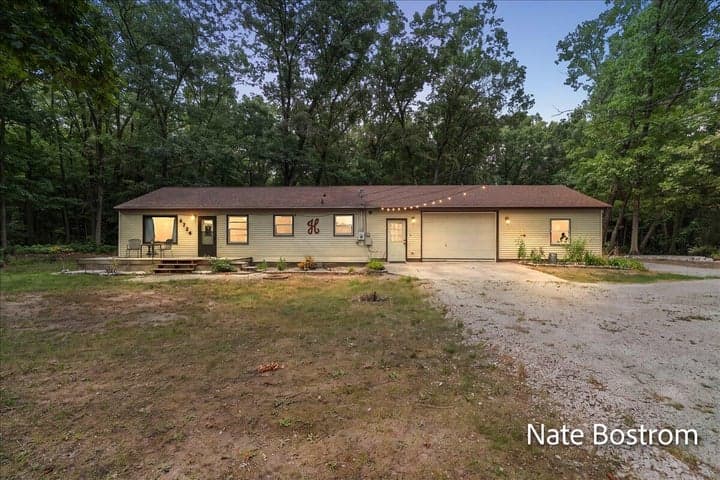 6724 Hall Road, Muskegon, MI 49442