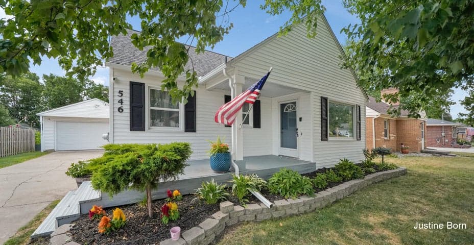 546 Ferris Street NW, Grand Rapids, MI 49544